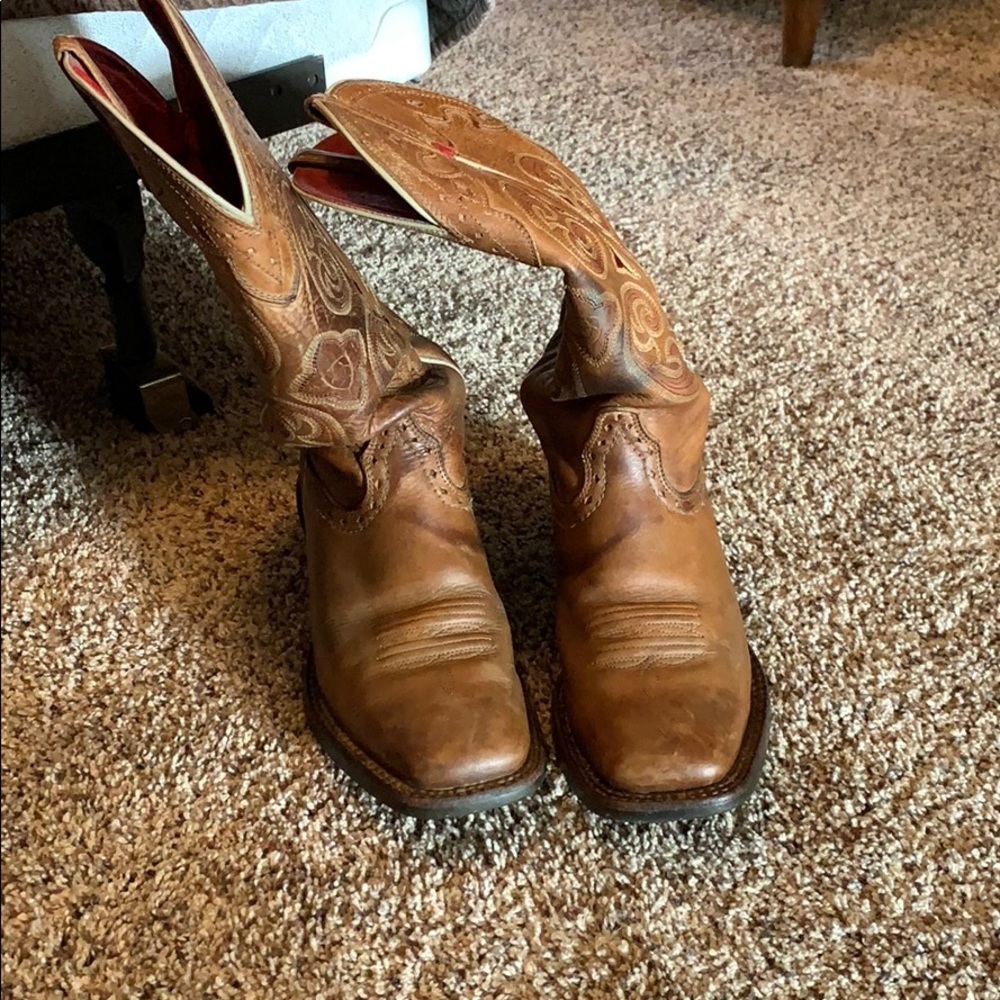 Ariat 6.5B women’s boot